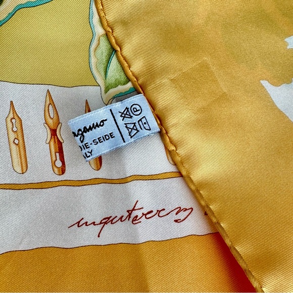 [SOLD] Authentic Salvatore Ferragamo Silk Scarf, Rare Animal Print, EUC - Picture 12 of 14